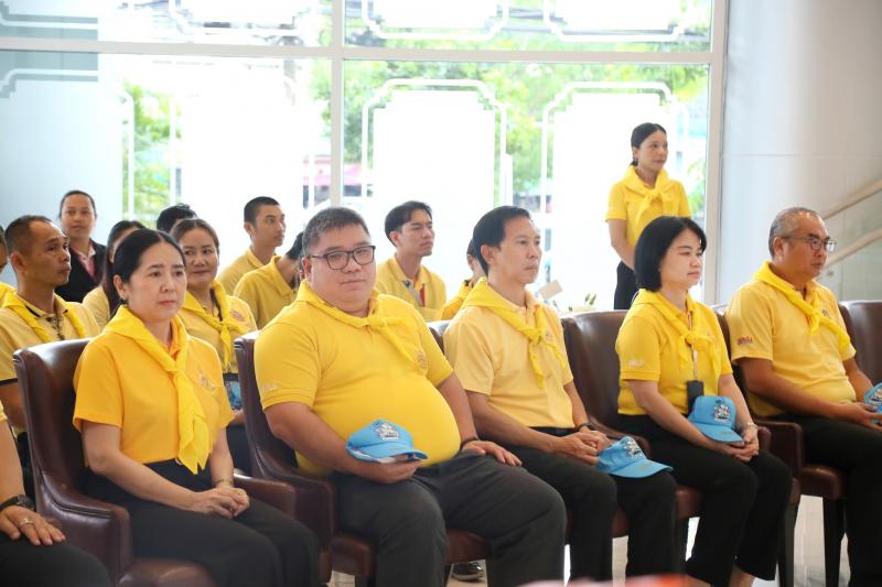 ปลัด พม. เป็นประธา�