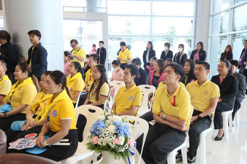 ปลัด พม. เป็นประธา�