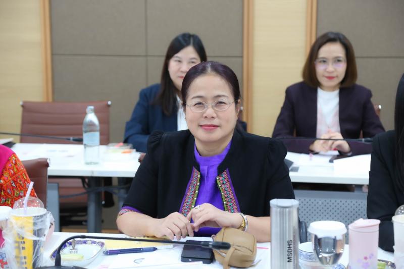 ปลัด พม. เป็นประธา�