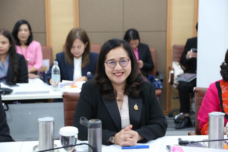 ปลัด พม. เป็นประธา�