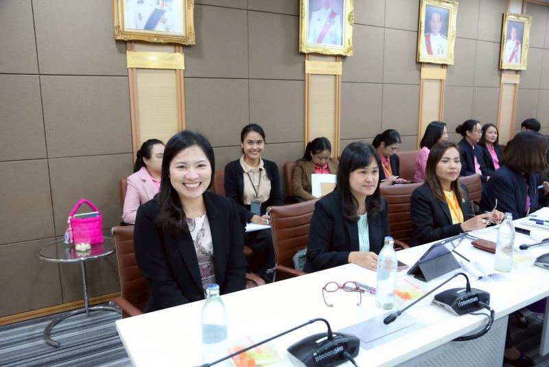 ปลัด พม. เป็นประธา�