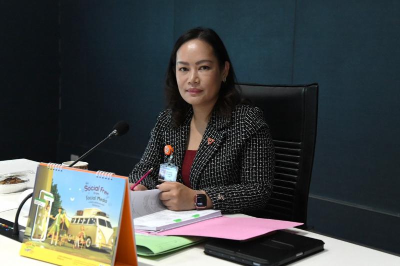 นางสาวสุนีย์ ศรีส�