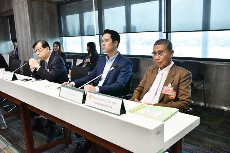 นางสาวสุนีย์ ศรีส�