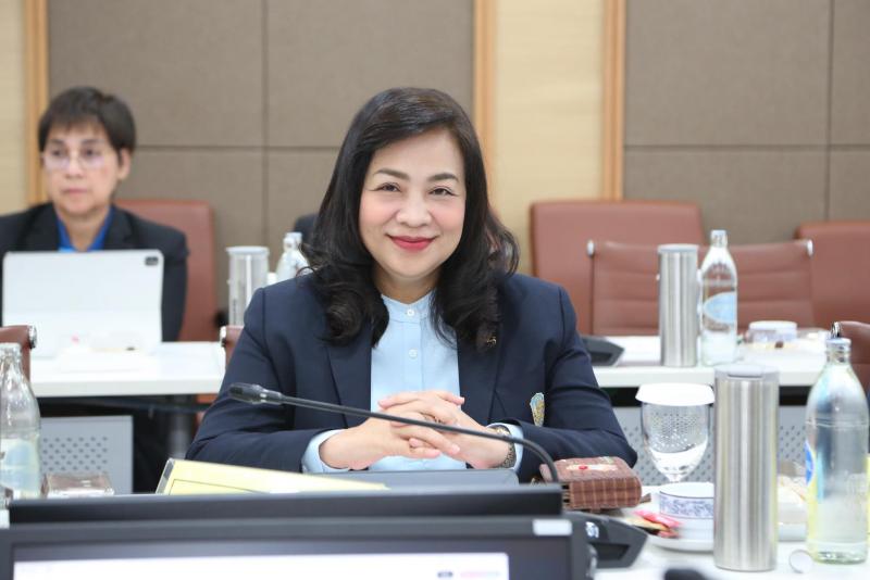 รมว.พม. เป็นประธาน�