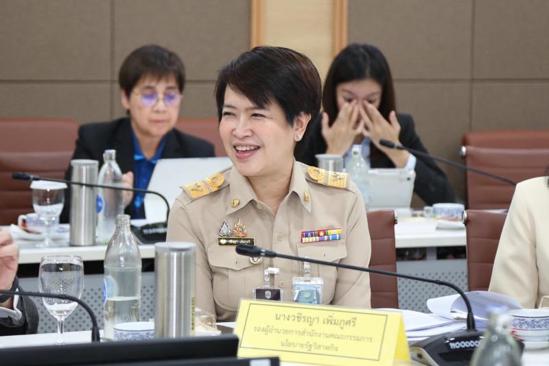 รมว.พม. เป็นประธาน�