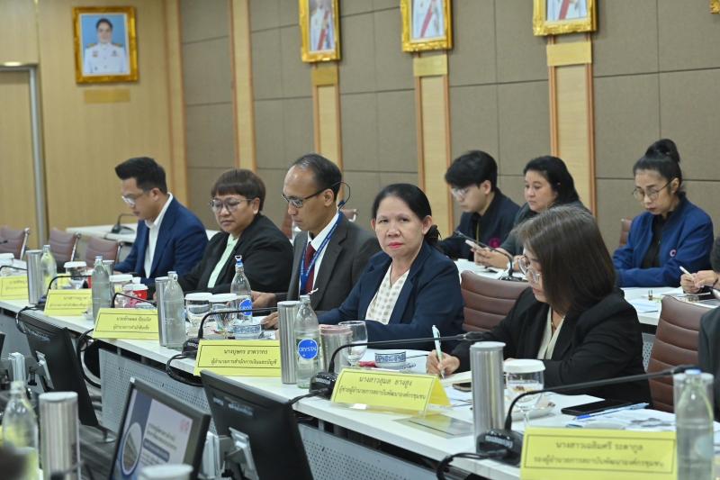 รมว.พม. เป็นประธาน�