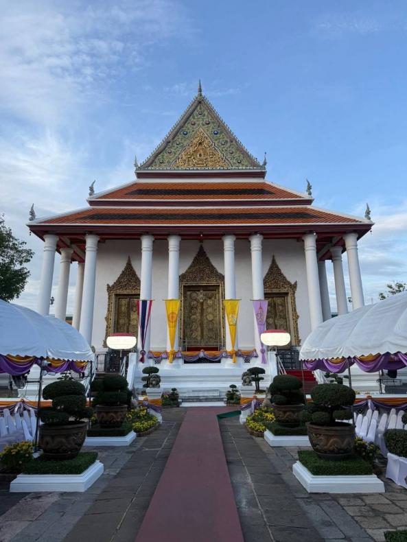 นางสาวชวนชม จันทะ�
