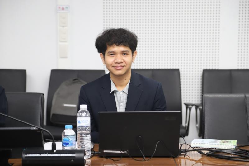 นางจตุพร โรจนพานิ�