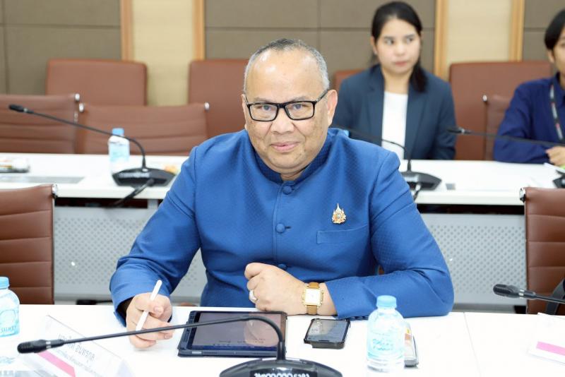 นายกันตพงศ์ รังษี�