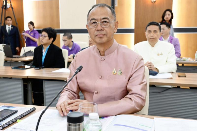 นายอุเทน ชนะกุล ผู