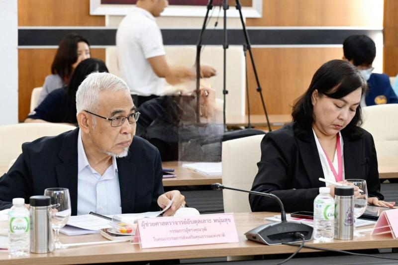 นายอุเทน ชนะกุล ผู