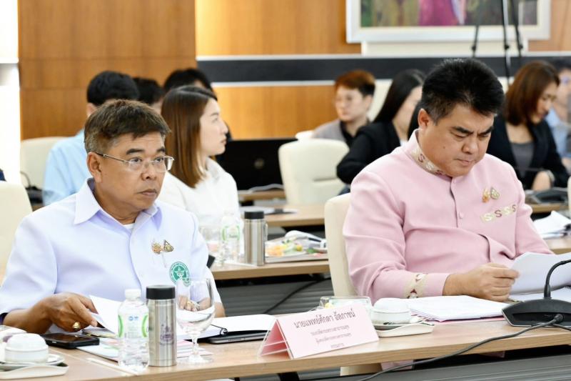 นายอุเทน ชนะกุล ผู