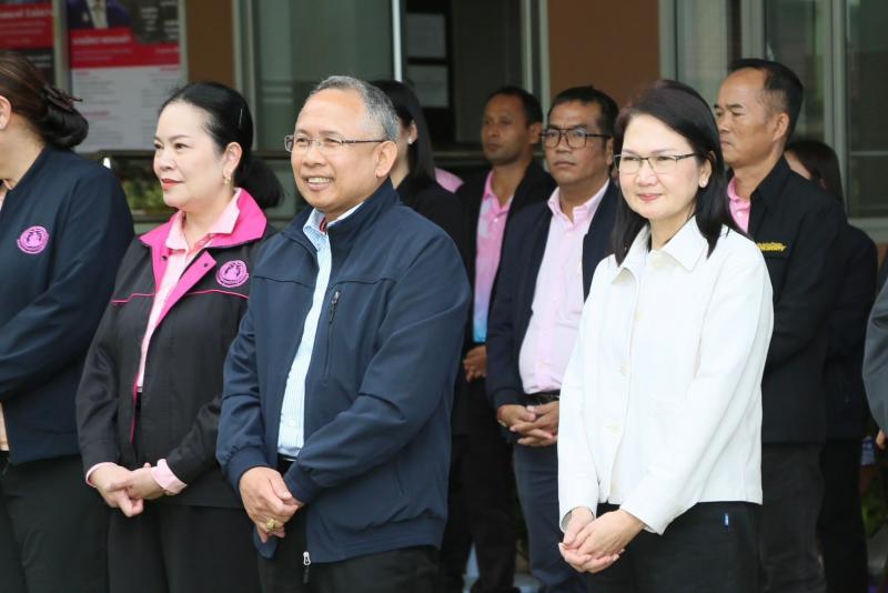ปลัด พม. ร่วมประชุ�