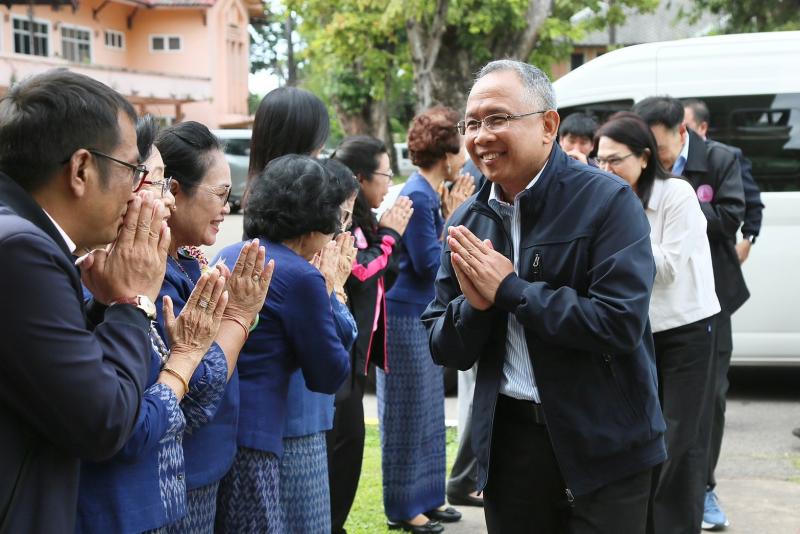 ปลัด พม. ร่วมประชุ�