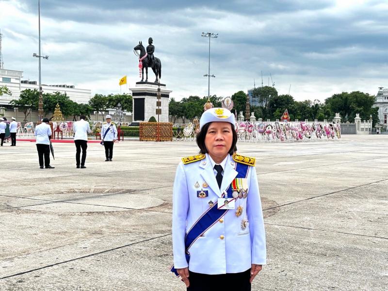 นางสาวสุนีย์ ศรีส�
