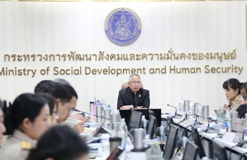 นายกันตพงศ์ รังษี�