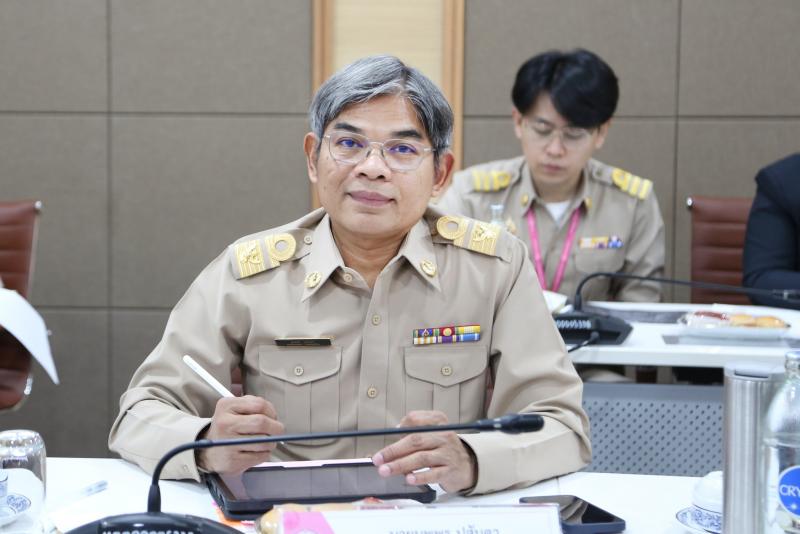 นายกันตพงศ์ รังษี�