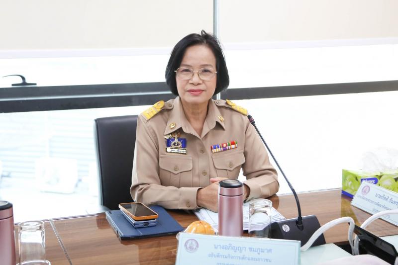 นายกิตติ อินทรกุล 