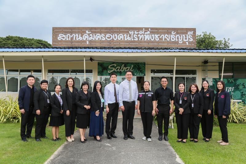 นางเตือนใจ คงสมบั�