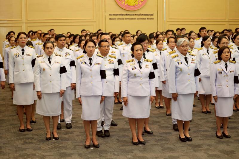 รมว.พม. เป็นประธาน�
