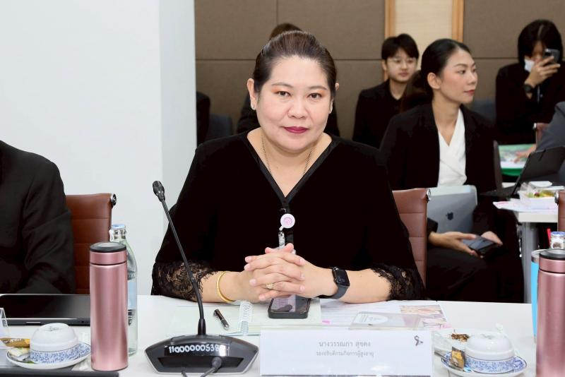 รมว.พม. เป็นประธาน�