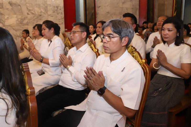ปลัด พม. เป็นประธา�