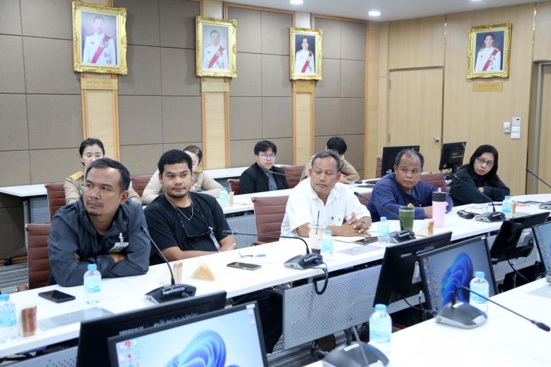 นายกองตรี ดร.ธนกฤต