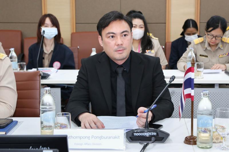 นางสาวสุนีย์ ศรีส�