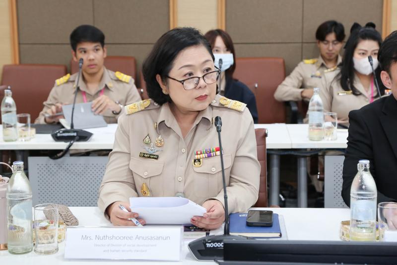นางสาวสุนีย์ ศรีส�