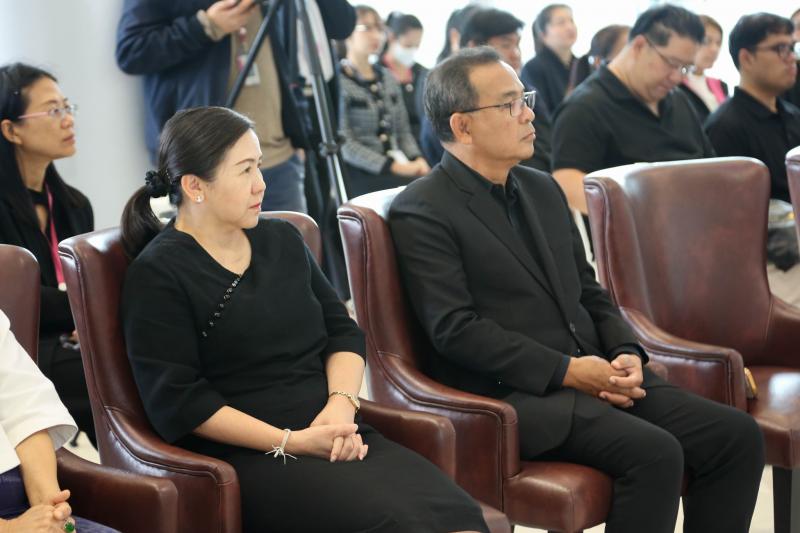 นางสาวสุนีย์ ศรีส�