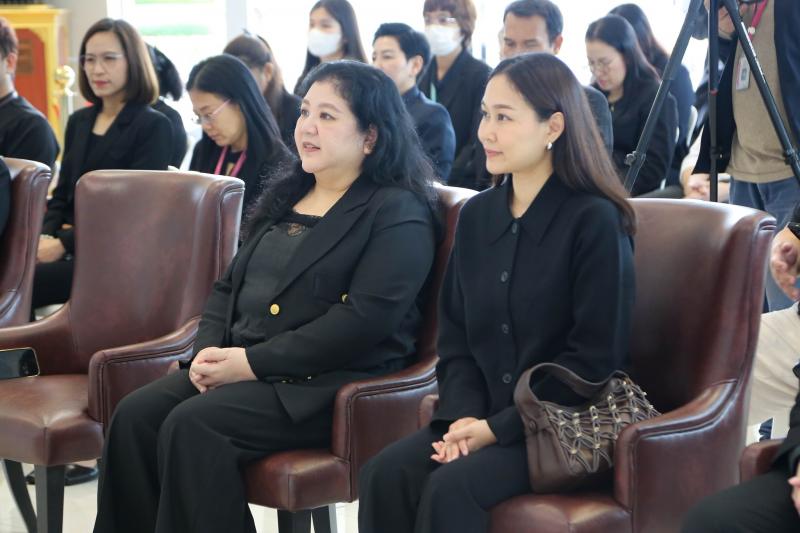 นางสาวสุนีย์ ศรีส�