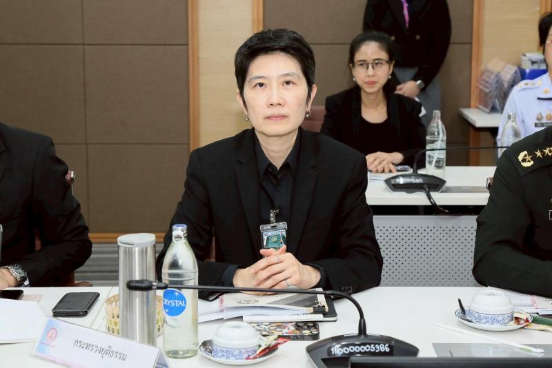 รมว.พม. เป็นประธาน�