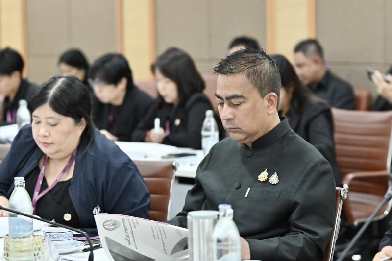 รมว.พม. เป็นประธาน�