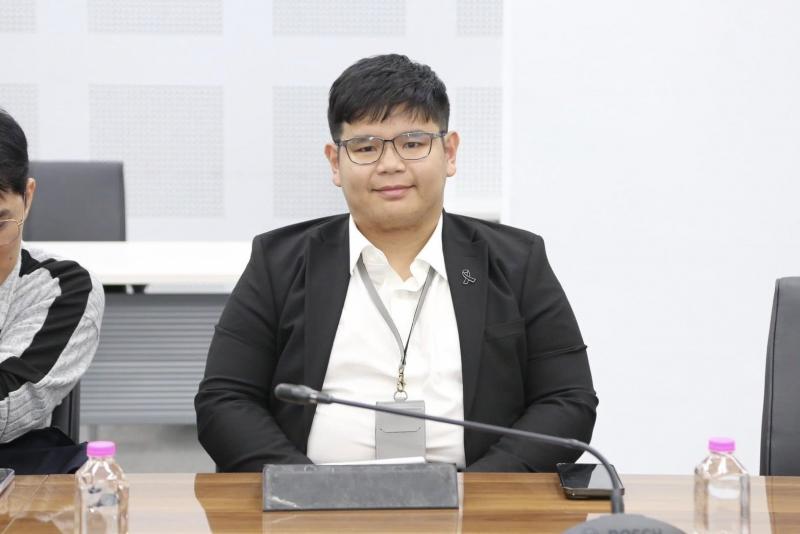 นางเตือนใจ คงสมบั�