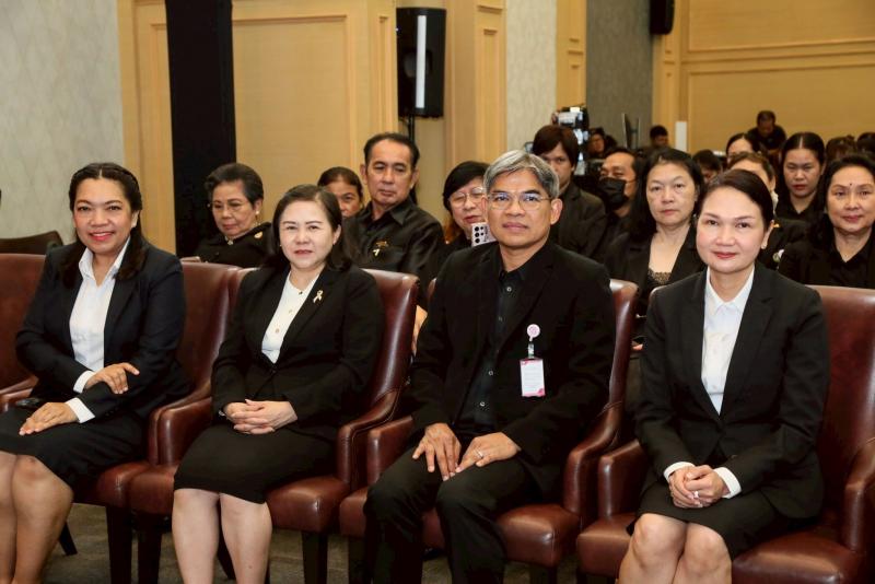 รมว.พม. เป็นประธาน�