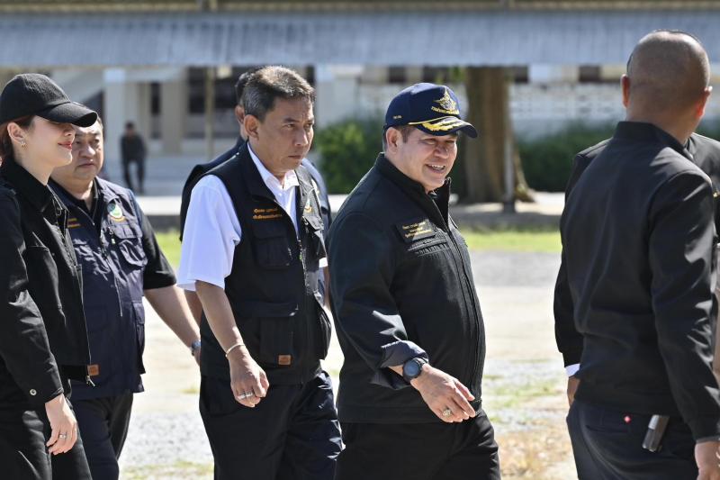 รมว.พม. ร่วมกับ ร้อ�