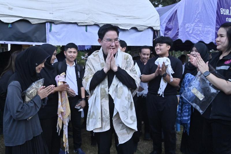 รมว.พม. นำคณะผู้บร�