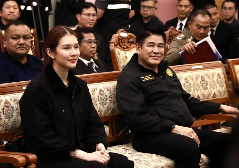 รมว.พม. ร่วมกับ ร้อ�