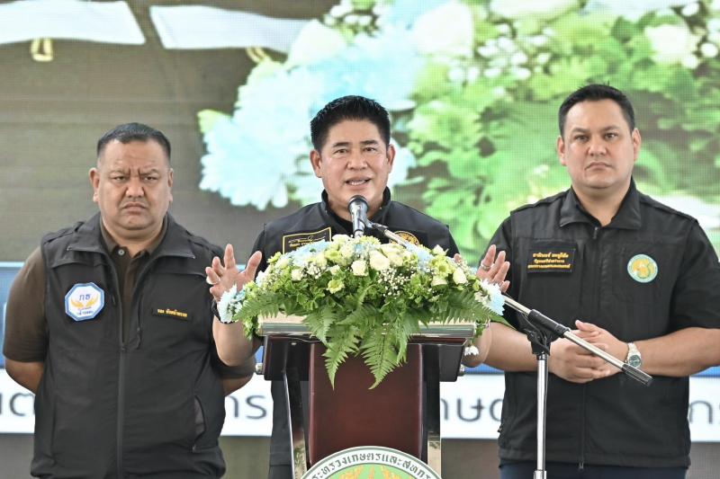 รมว.พม. ร่วมกับ ร้อ�