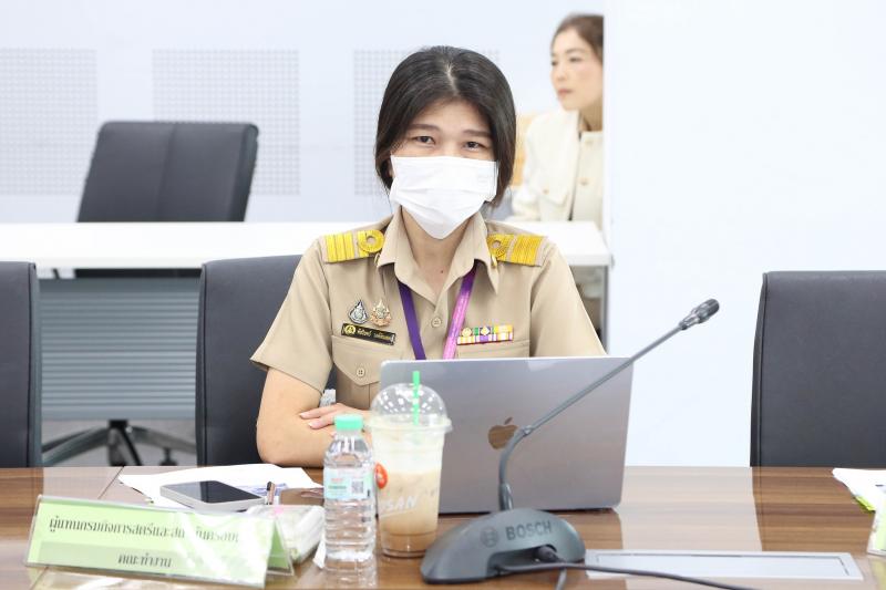 นางอัจฉริยา ทวีสุ�