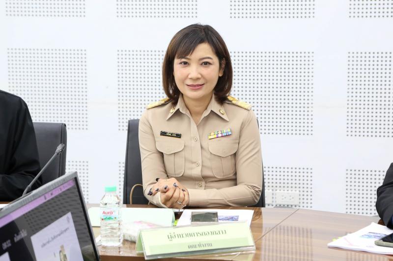 นางอัจฉริยา ทวีสุ�