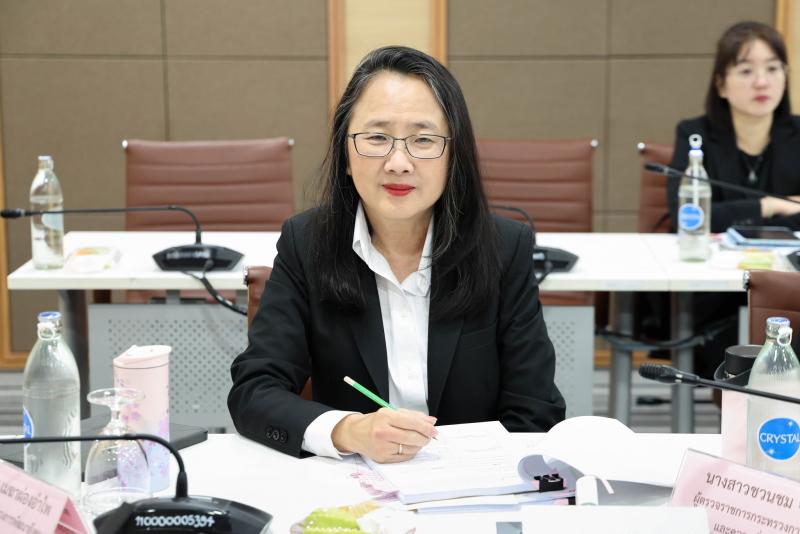 ปลัด พม. เป็นประธา�