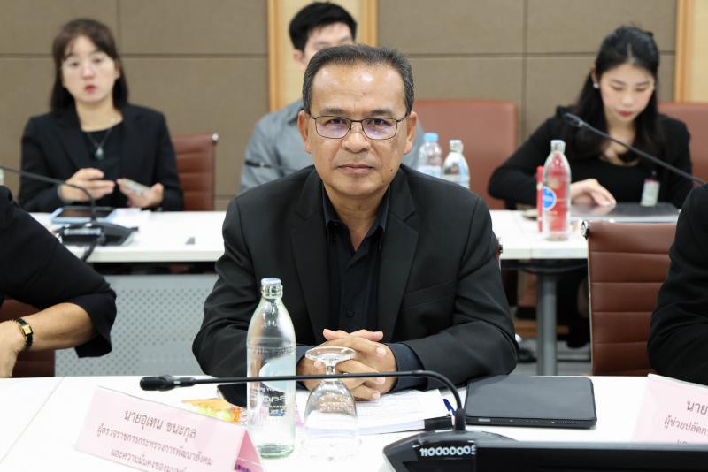ปลัด พม. เป็นประธา�