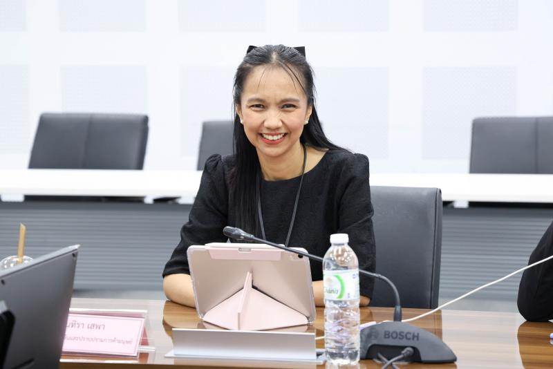 นางสาวสุนีย์ ศรีส�