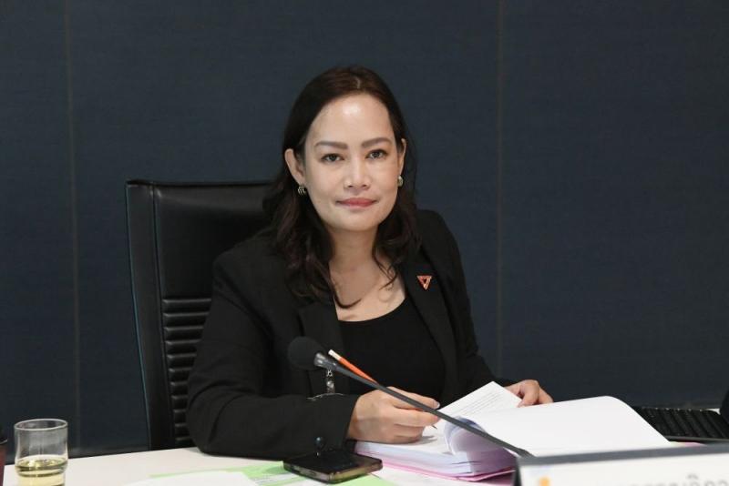 นางสาวสุนีย์ ศรีส�