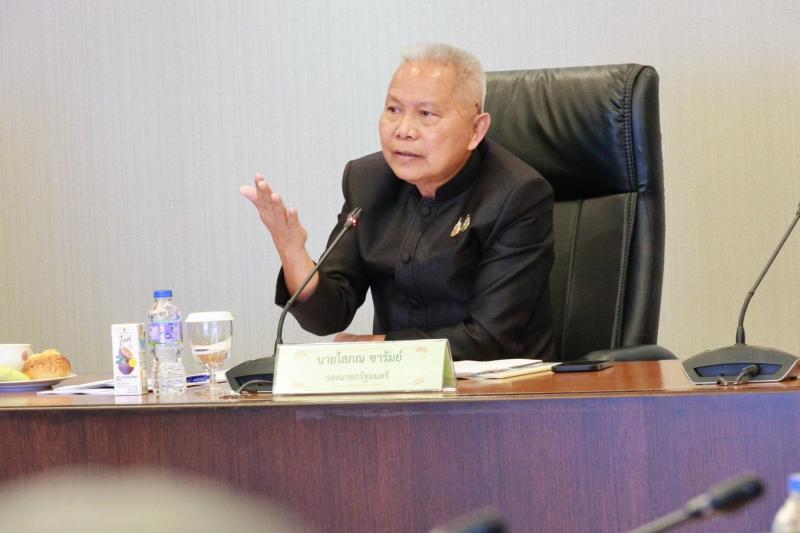 นายอุเทน ชนะกุล ผู