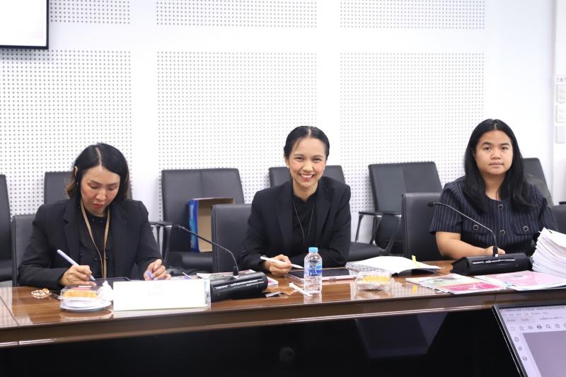 นางสาวสุนีย์ ศรีส�
