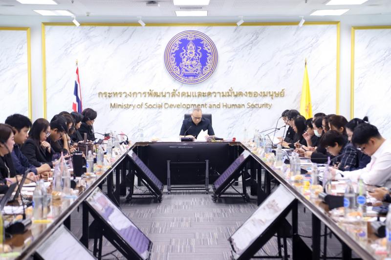นายกิตติ อินทรกุล 