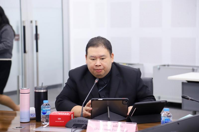 นางสาวสุนีย์ ศรีส�