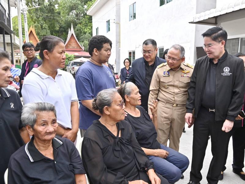 "ธรรมนัส-อัครา" 